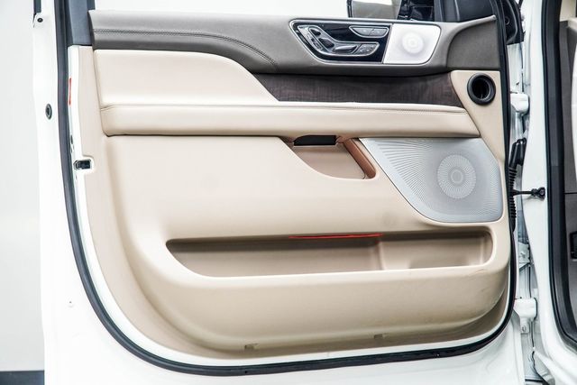 2024 Lincoln Navigator L Reserve 4x4 - 22981408 - 32