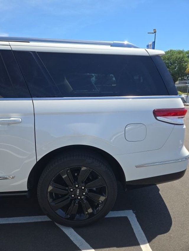 2024 Lincoln Navigator L Reserve 4x4 - 23028756 - 3