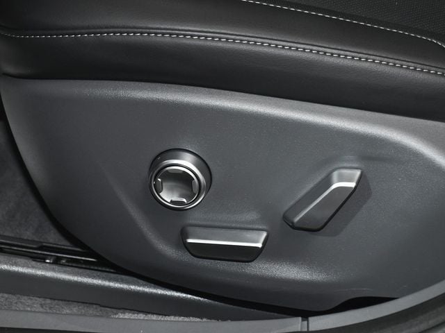 2024 Lucid Air Grand Touring - 22981067 - 47