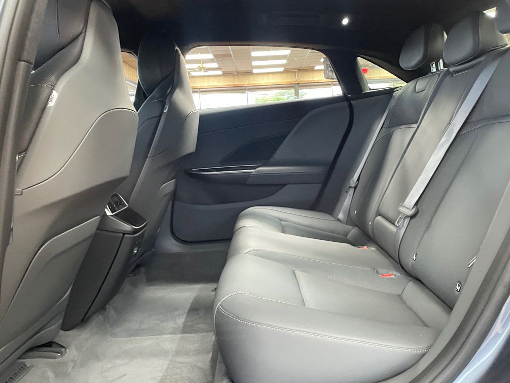 2024 Lucid Air Pure RWD - 23095557 - 16