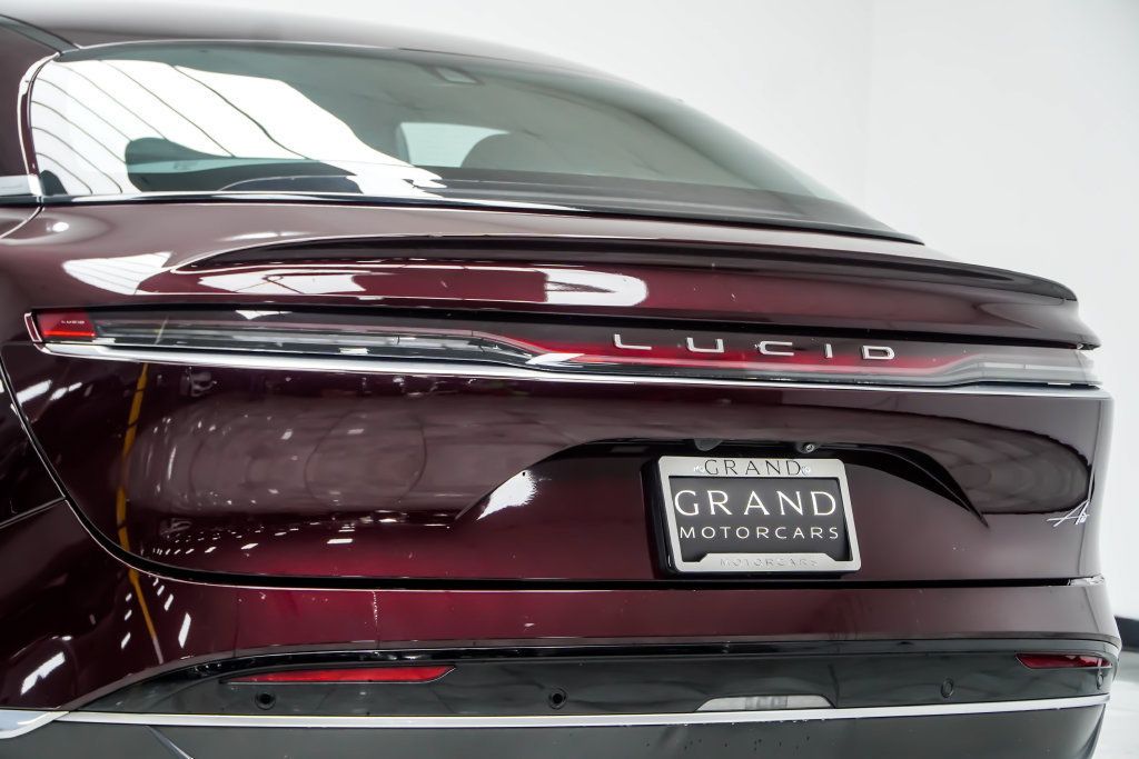 Lucid Air photo 20