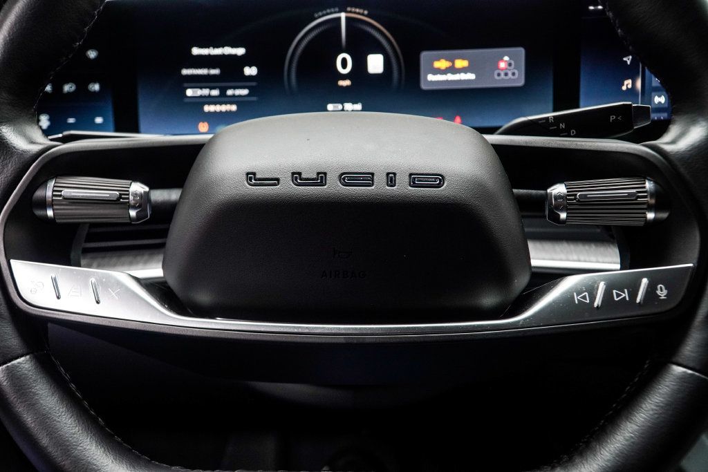 Lucid Air photo 33
