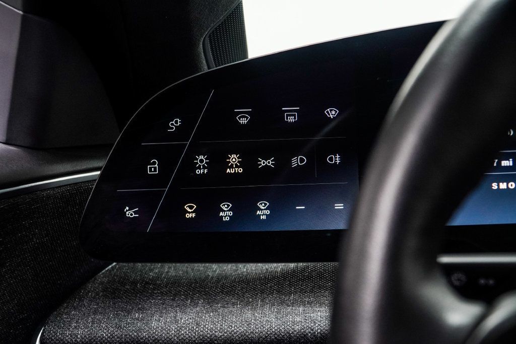 Lucid Air photo 34