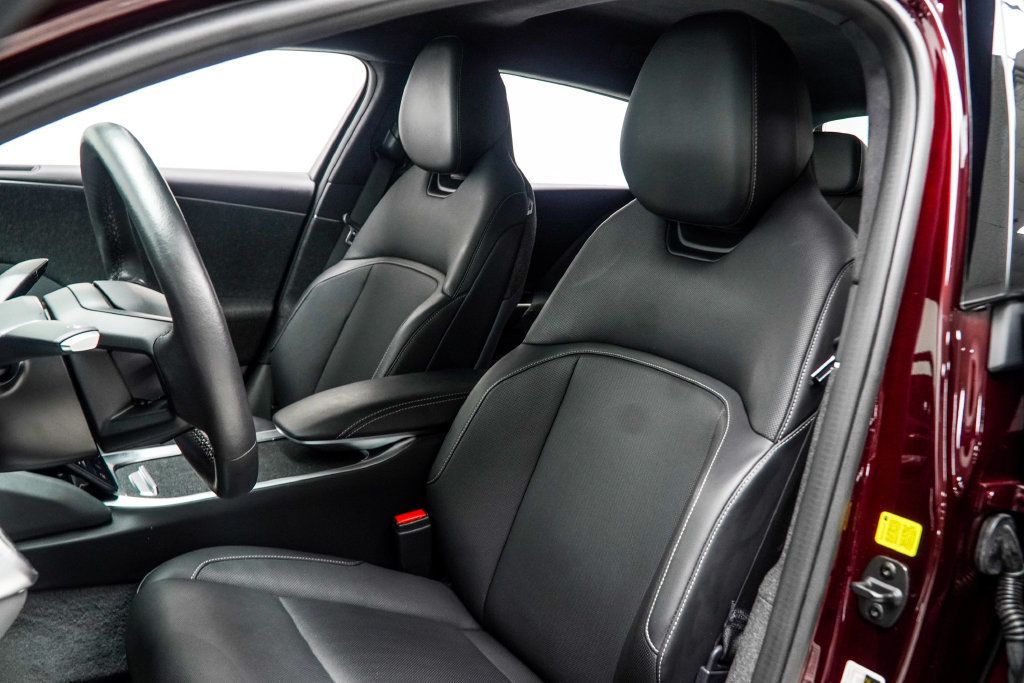 Lucid Air photo 38