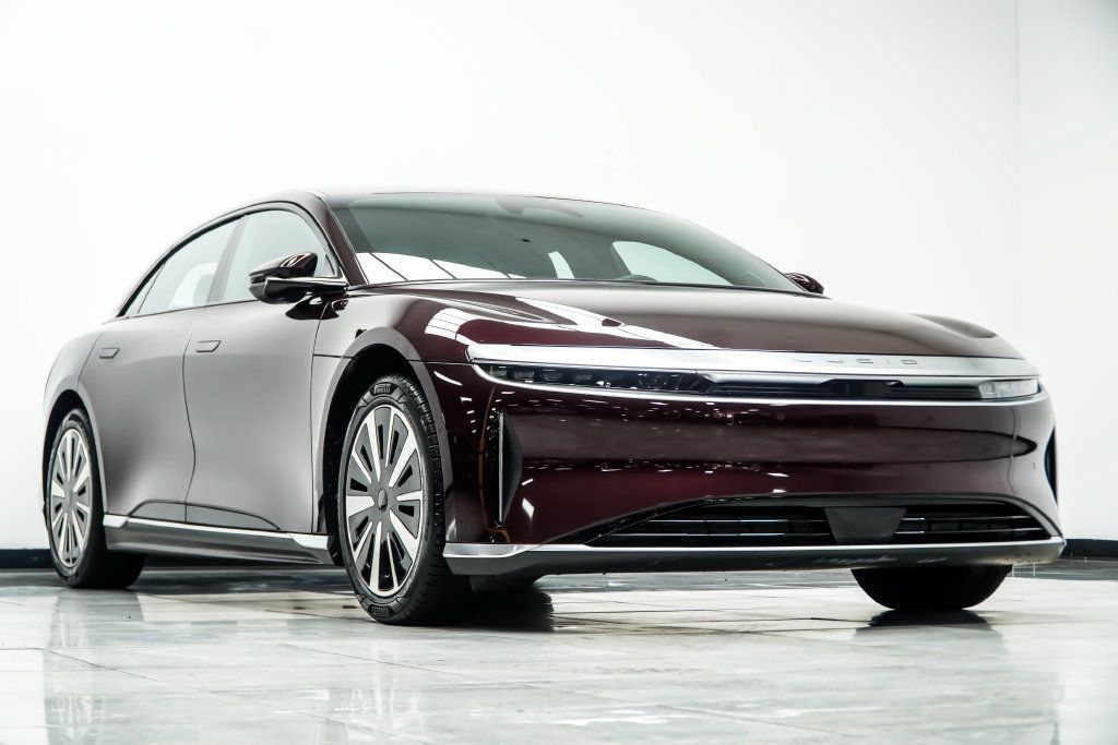 Lucid Air photo 4