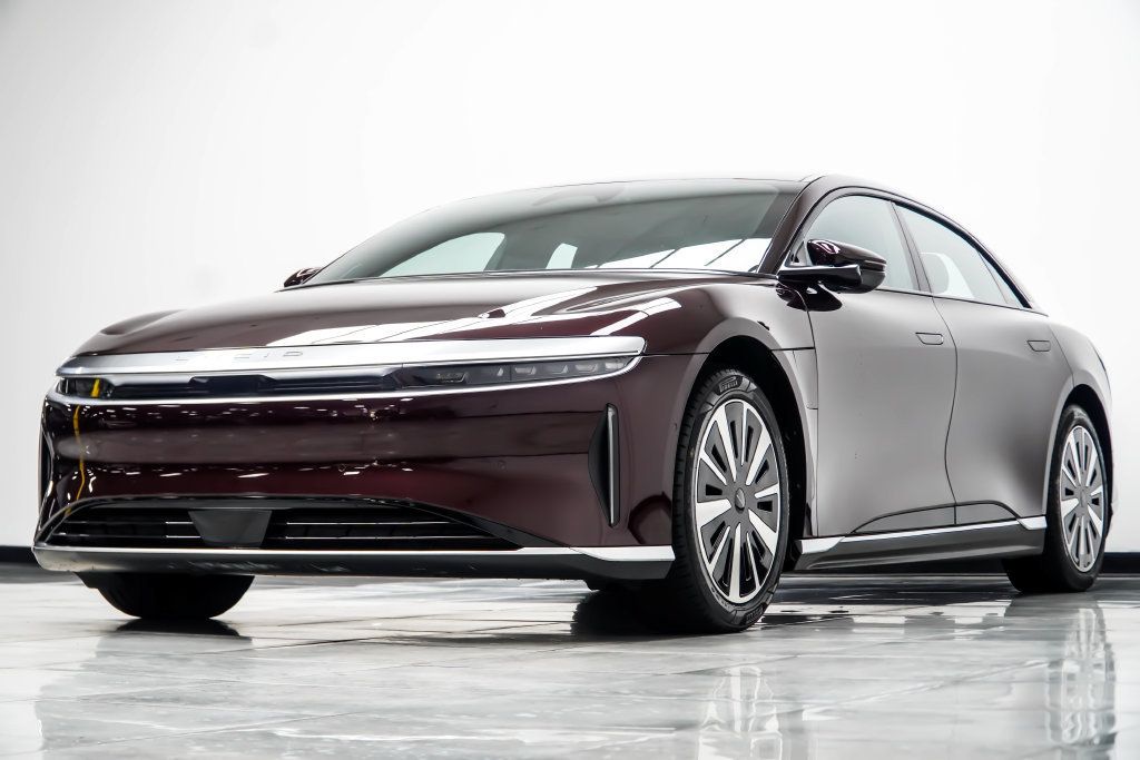 Lucid Air photo 9