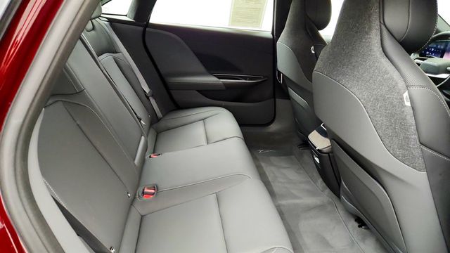 2024 Lucid Air Pure RWD - 23032122 - 25
