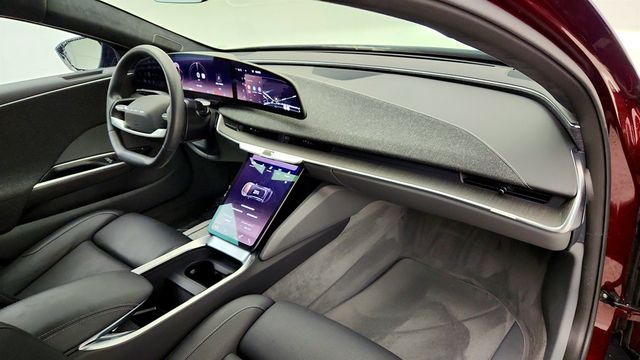 2024 Lucid Air Pure RWD - 23032122 - 27
