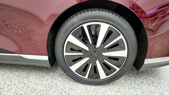 2024 Lucid Air Pure RWD - 23032122 - 8