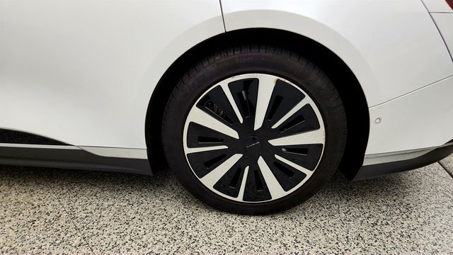 2024 Lucid Air Pure w/ 19'' Aero Range Wheels - 23030978 - 8