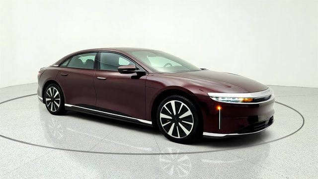 2024 Lucid Air Pure w/ 19'' Aero Range Wheels - 23032122 - 2