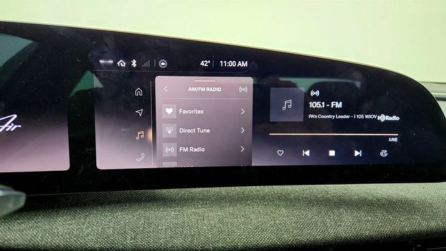 2024 Lucid Air Pure with 20'' Aero Lite Wheels (420-Mile Range) - 22958783 - 17