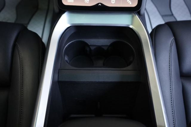 2024 Lucid Air Touring - 23018618 - 41