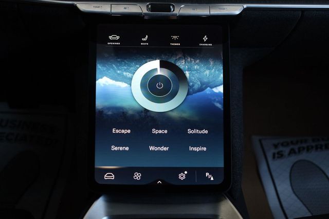 2024 Lucid Air Touring - 23080715 - 37