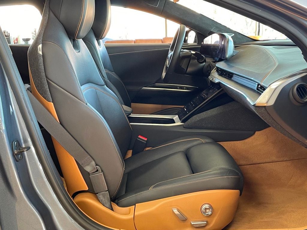 2024 Lucid Air Touring AWD - 22989319 - 24