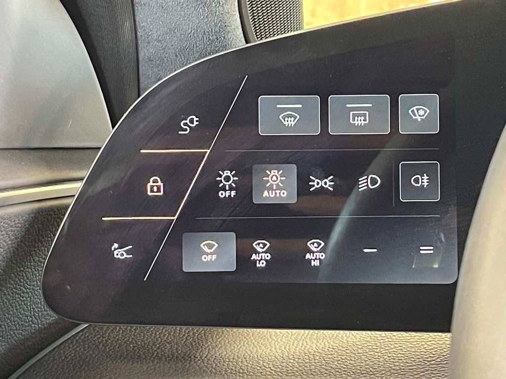 2024 Lucid Air Touring AWD - 22989319 - 29