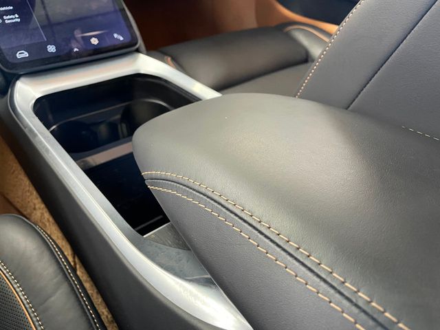 2024 LUCID AIR - Image 38