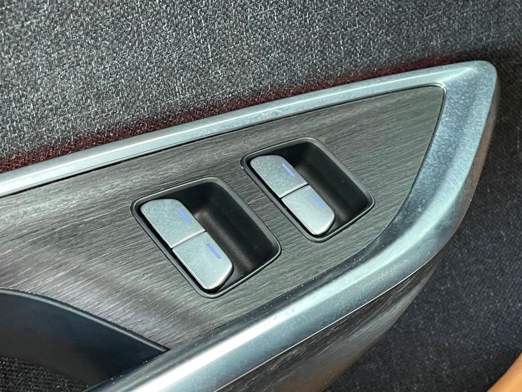 2024 Lucid Air Touring AWD - 22989560 - 16