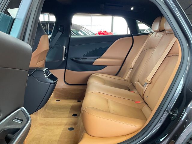 2024 Lucid Air Touring AWD - 22989560 - 18