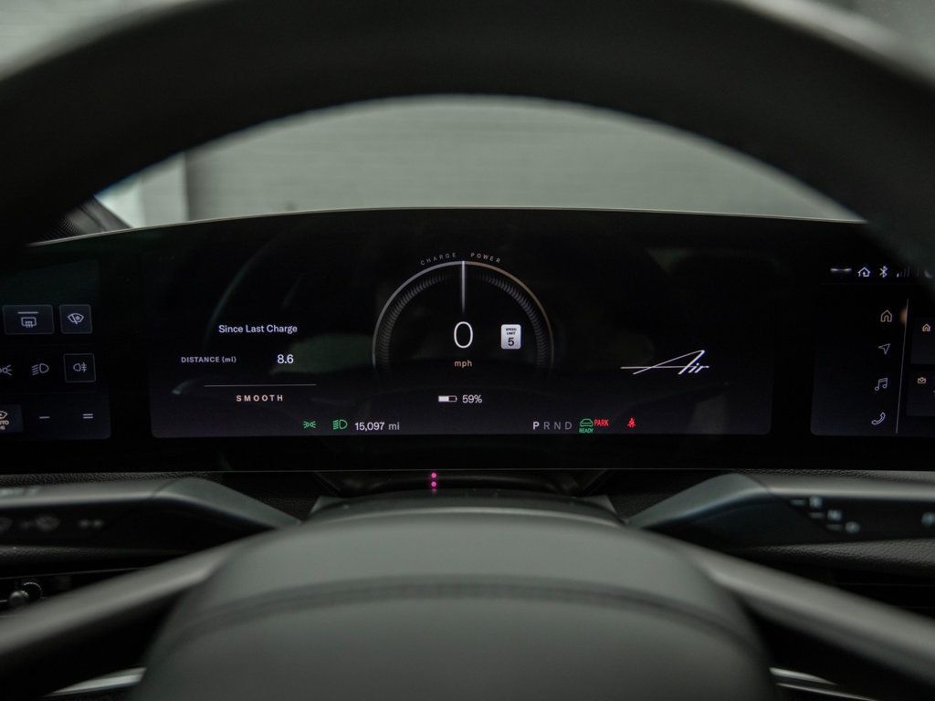 Lucid Air photo 18