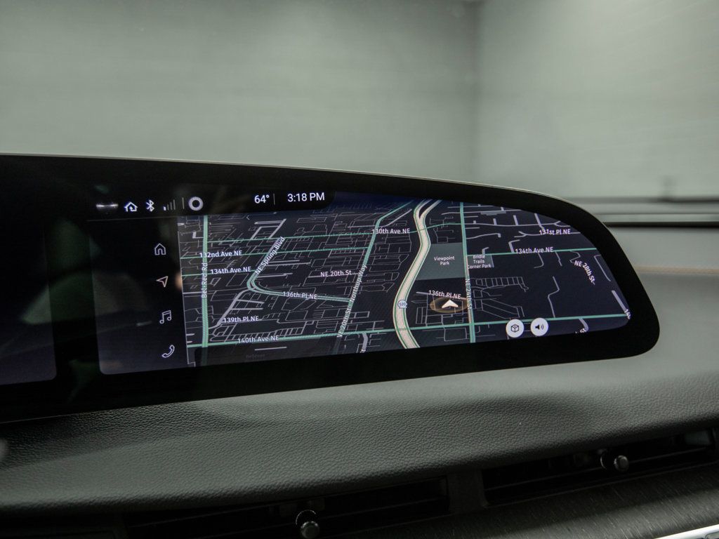 Lucid Air photo 19
