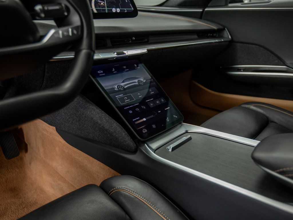 Lucid Air photo 23