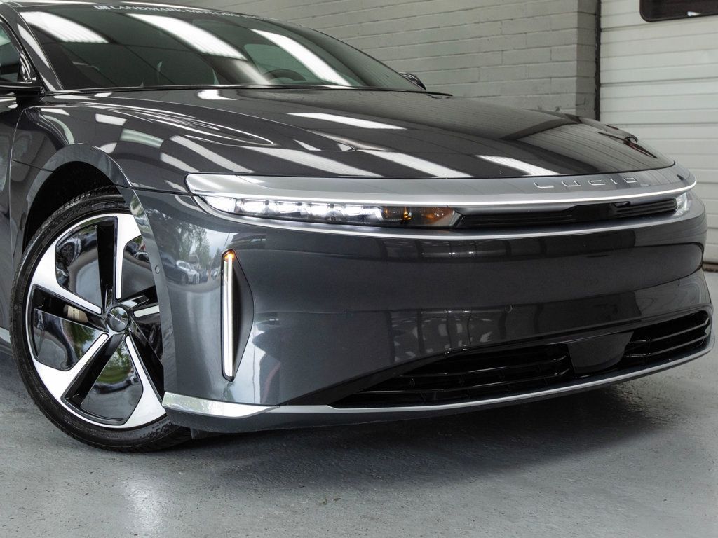 Lucid Air photo 8