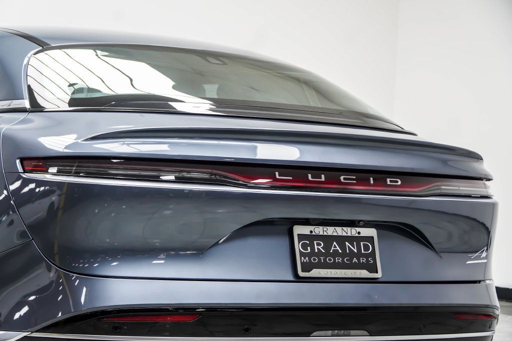 Lucid Air photo 21