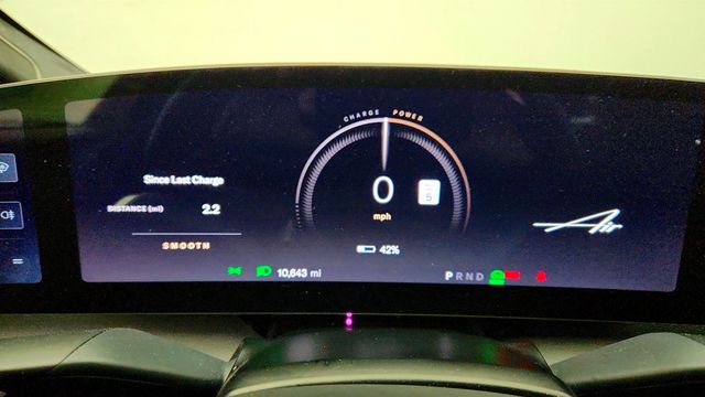 2024 Lucid Air Touring AWD with 20'' Aero Lite Wheels (325-mile range) - 22980183 - 13