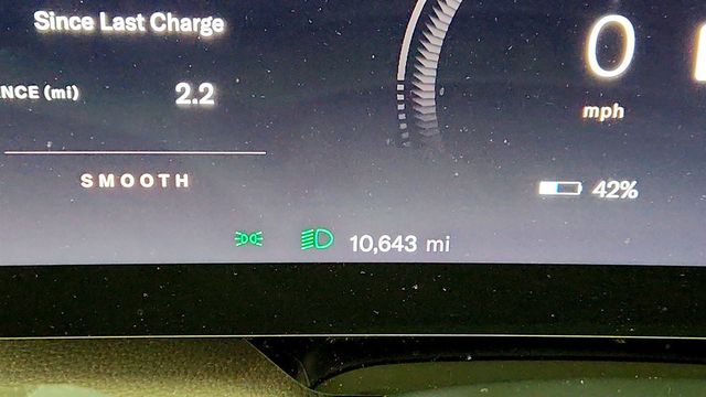 2024 Lucid Air Touring AWD with 20'' Aero Lite Wheels (325-mile range) - 22980183 - 14