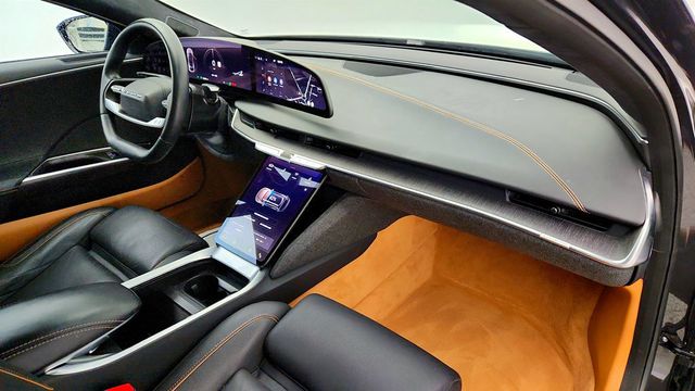 2024 Lucid Air Touring AWD with 20'' Aero Lite Wheels (325-mile range) - 22980183 - 24