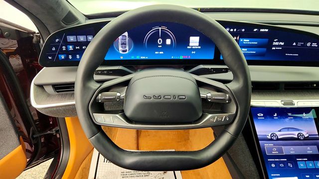 2024 Lucid Air Touring AWD with 20'' Wheels (620-horsepower, 406-mile range) - 22986942 - 11