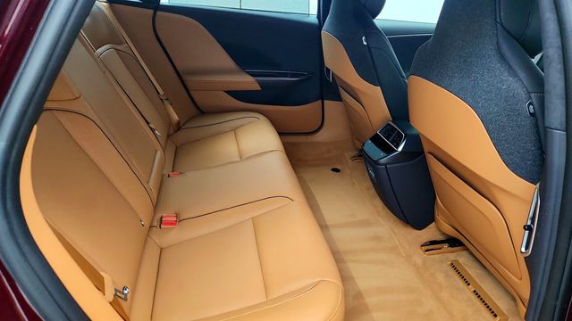 2024 Lucid Air Touring AWD with 20'' Wheels (620-horsepower, 406-mile range) - 22986942 - 20