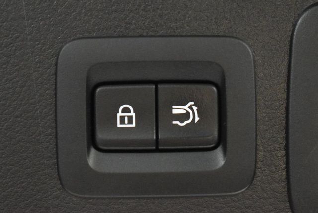 2024 Mazda CX-50 2.5 S Preferred Package AWD - 22921598 - 34