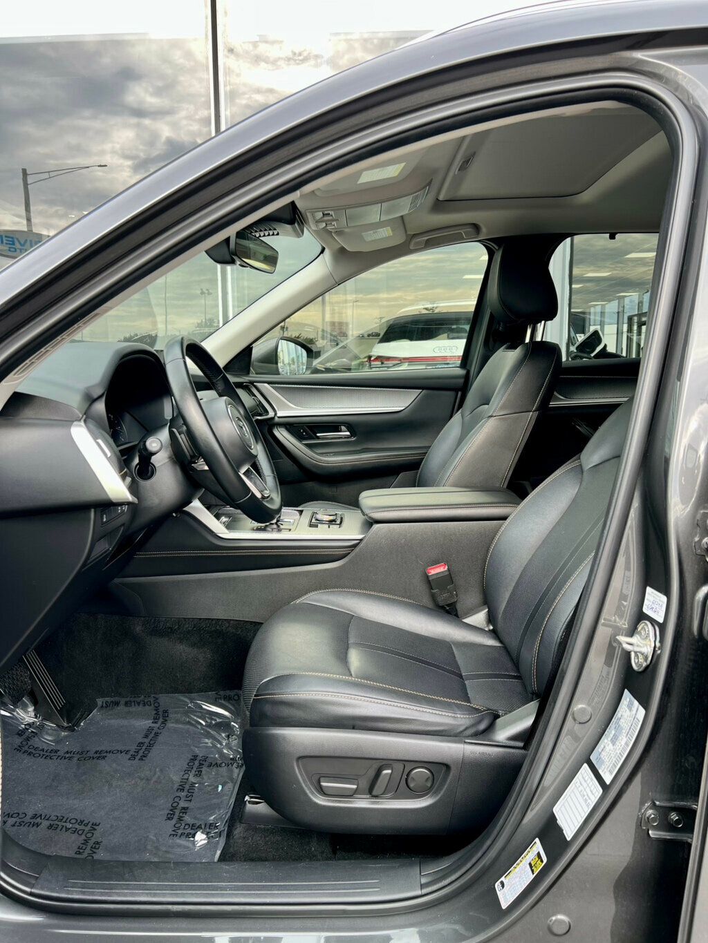 2024 Mazda CX-90 3.3 Turbo Preferred Plus AWD - 22925735 - 9