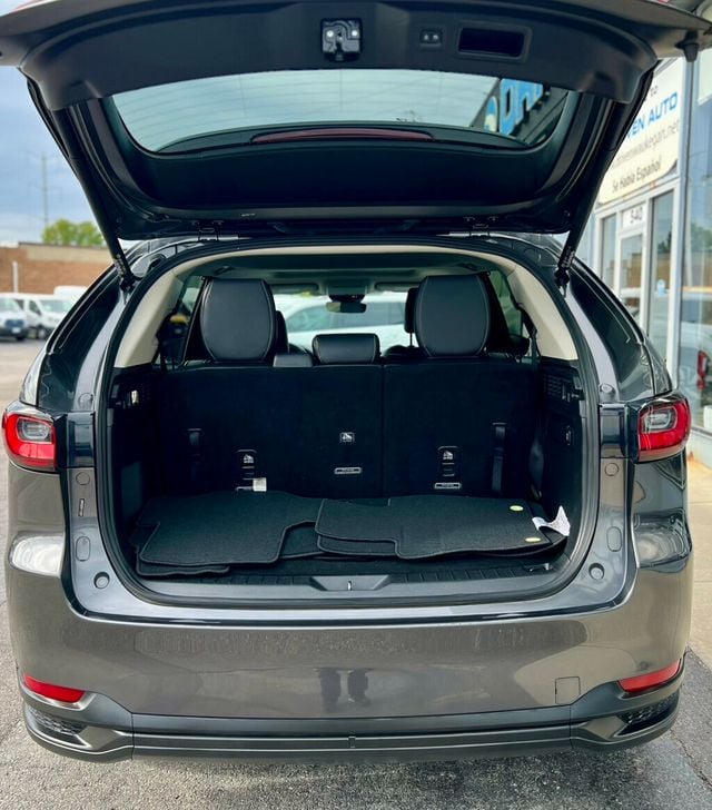 2024 Mazda CX-90 3.3 Turbo Preferred Plus AWD - 22925735 - 4