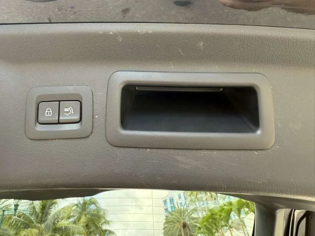 2024 Mazda CX-90 3.3 Turbo Preferred Plus AWD - 22957993 - 11