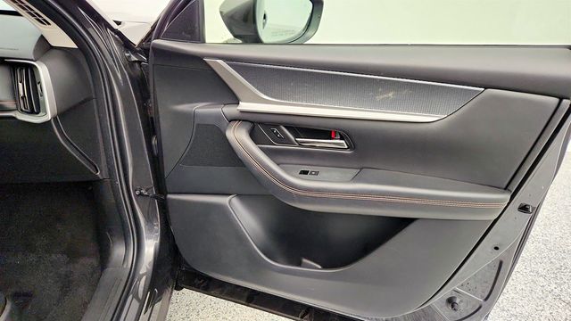 2024 Mazda CX-90 3.3 Turbo Preferred Plus AWD with Digital Rearview Mirror - 22958999 - 26