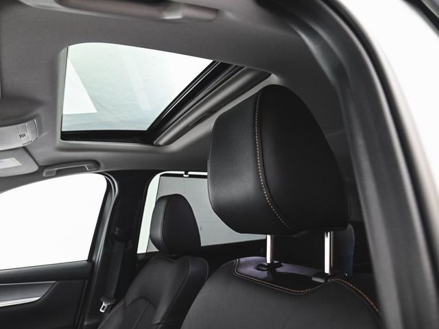 2024 Mazda CX-90 PHEV Preferred - 23000439 - 32