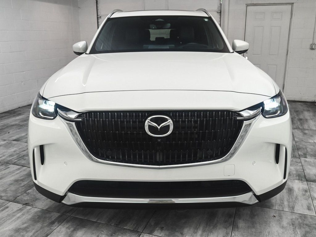 2024 Mazda CX-90 Premium Plus photo 2