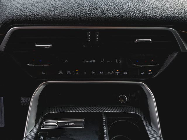 2024 Mazda CX-90 Plug-In Hybrid Preferred - 23076794 - 23