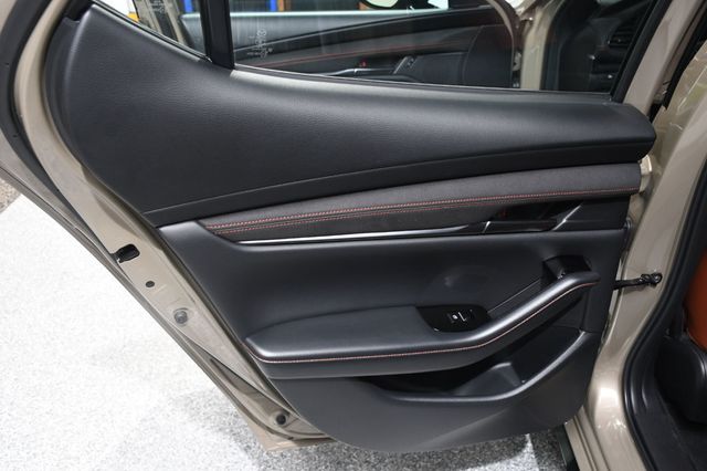 2024 Mazda Mazda3 Hatchback 2.5 Carbon Turbo Automatic AWD - 23038183 - 23