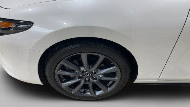 2024 Mazda Mazda3 Hatchback 2.5 S Preferred Automatic FWD - 22974760 - 22