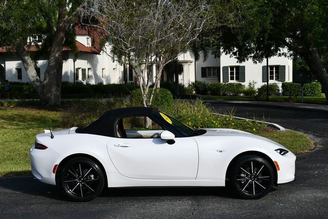 2024 Mazda MX-5 Miata Grand Touring Automatic Convertible W/Navigation - 23023903 - 39