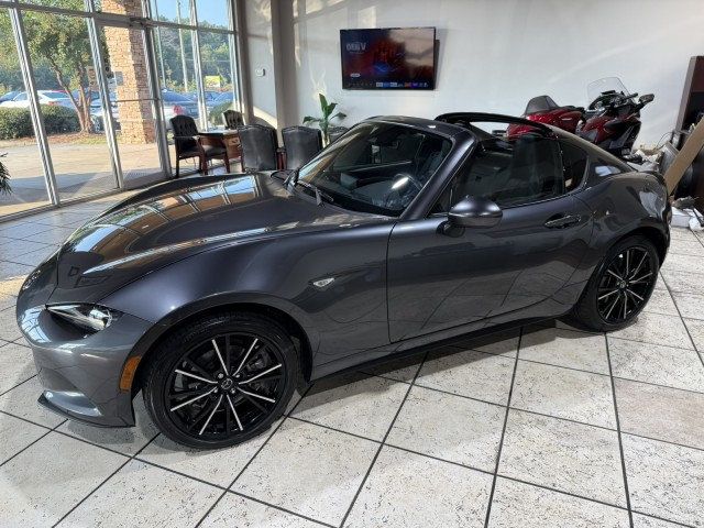 2024 Mazda MX-5 Miata Miata RF Grand Touring photo 17