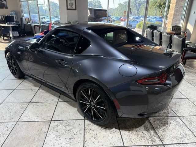 2024 Mazda MX-5 Miata Miata RF Grand Touring photo 3
