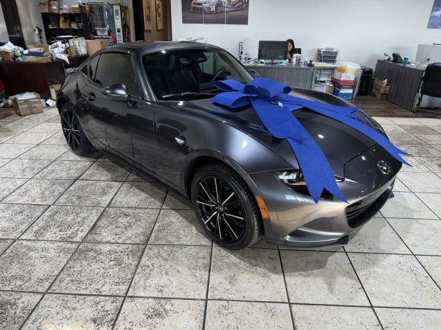 2024 Mazda MX-5 Miata Miata RF Grand Touring photo 4