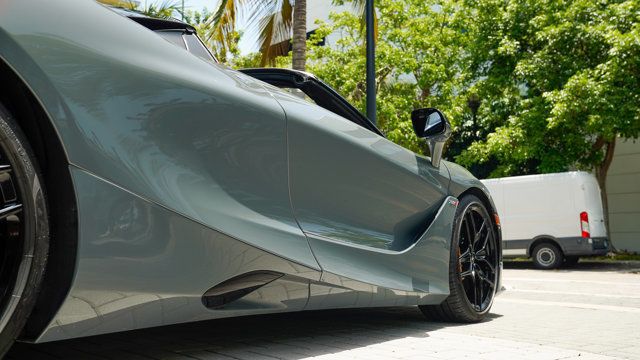 2024 McLaren 750S Spider - 22864362 - 14