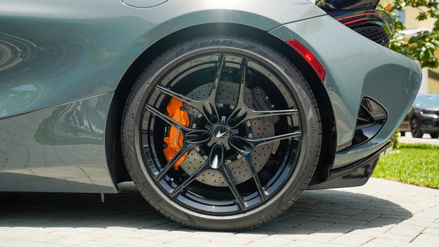 2024 McLaren 750S Spider - 22864362 - 33