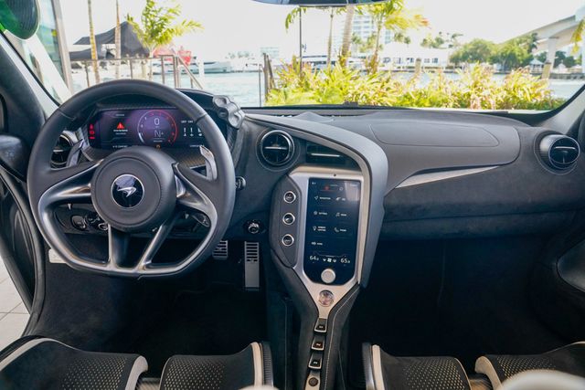 2024 McLaren 750S Spider - 22917244 - 70